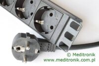 IT listwa zasil. PDU Basic 1HE z ochr.przep. 19" 7x gn.Schuko 1xprzeł. zas. 2m cz./cz. (333.535) IT listwa zasil. PDU Basic 1HE z ochr.przep. 19" 7x gn.Schuko 1xprzeł. zas. 2m cz./cz. (333.535)