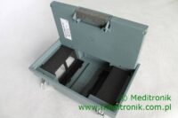 Pokrywa uchylna na 4 moduły w standardzie 45x45mm. Pokrywa uchylna na 4 moduły w standardzie 45x45mm.