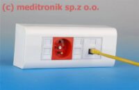 Obudowa natynkowa na sześć adapterów mosaic 45x22,5 mm Obudowa natynkowa na sześć adapterów mosaic 45x22,5 mm