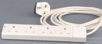 Listwa zasilająca angielska 4 gniazda kabel 2m wtyk UK 13A Listwa zasilająca angielska 4 gniazda kabel 2m wtyk UK 13A