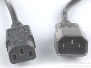 Przedłużacz kabla zasilającego złącza C14/C15 długość 3m