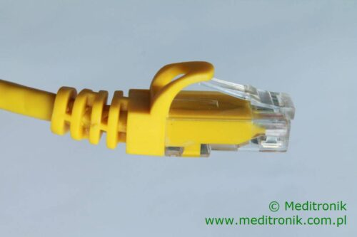 Patchcord UTP miedziany kat.6 (klasa E) linka żółty dł.7m kabel nieekranowany LAN RJ45