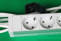 Listwa zasilająca 8+8 gniazd 230V kabel 2x3m wtyki C20 Listwa zasilająca 8+8 gniazd 230V kabel 2x3m wtyki C20