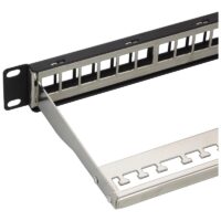 Patch panel do modułów keystone 24 porty 1U 19"z organizerem